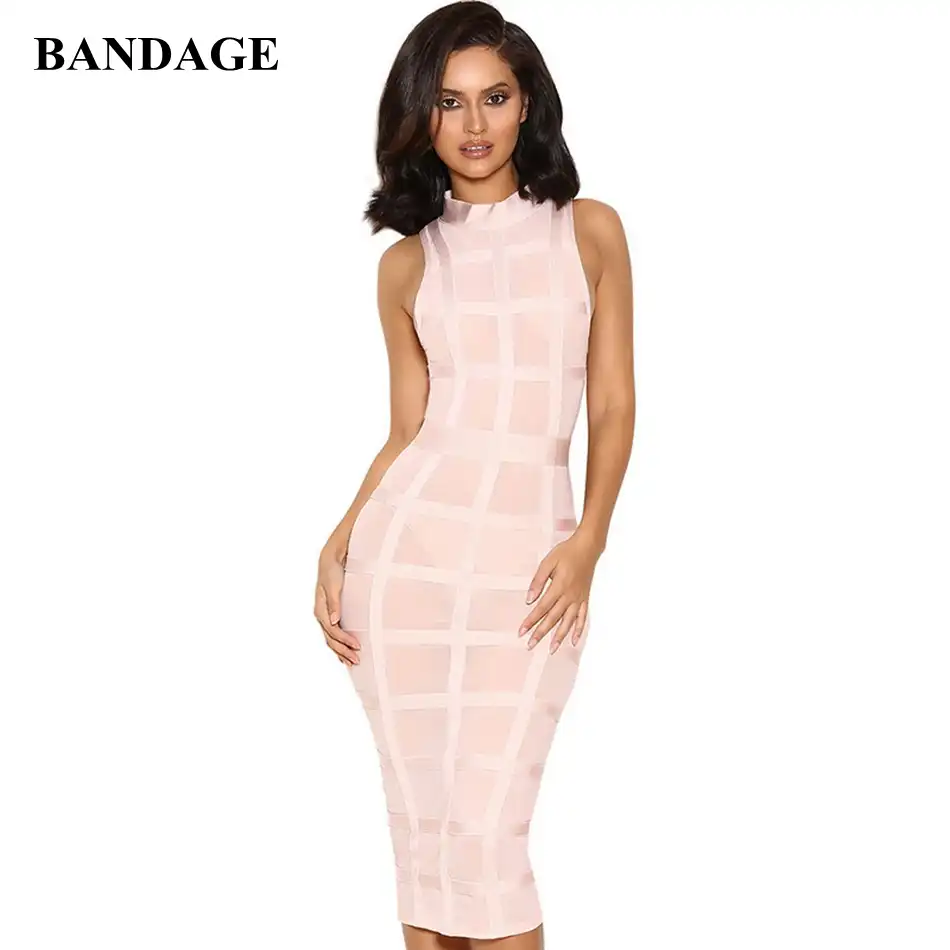 bodycon dress on curvy girl