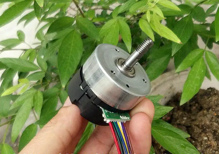 

DC12V 4500RPM Micro DC Brushless Motor, Internal Rotor, Built-in Driver Board, Fan / Power Tools / DIY Accessories Motor
