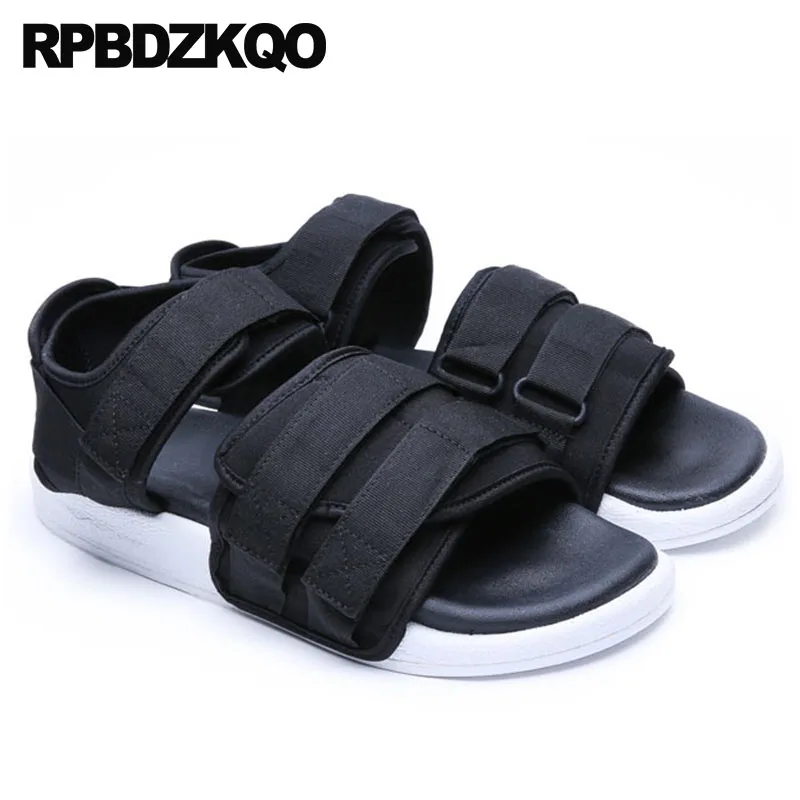 Дизайнерские черные мужские сандалии открытые летние туфли спортивные, дышащие известный бренд спортивная модная пляжная обувь на плоской подошве повседневная взлетно-посадочной полосы