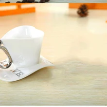 Ceramic Cup Creative Spoon European coffee heart-shaped cup disc Couple Love Mug Decorative Cups