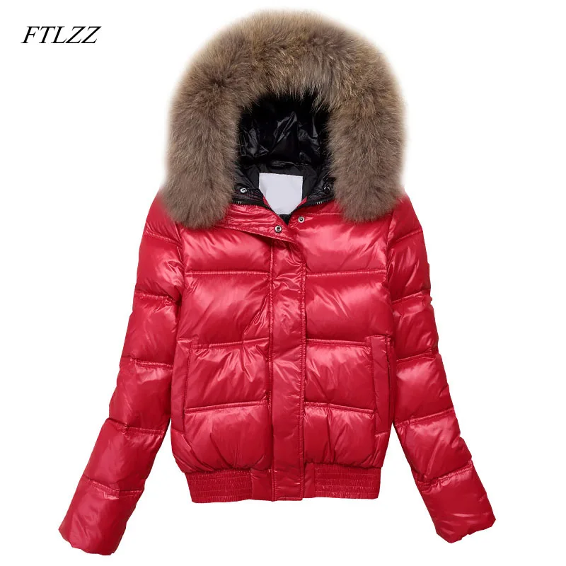 Goedkoop FTLZZ Echte Wasbeer Bont Winter Jas Vrouwen Lange Mouwen Slanke Witte Eendendons Parka Vrouwelijke Capuchon Zakken Jas Uitloper
