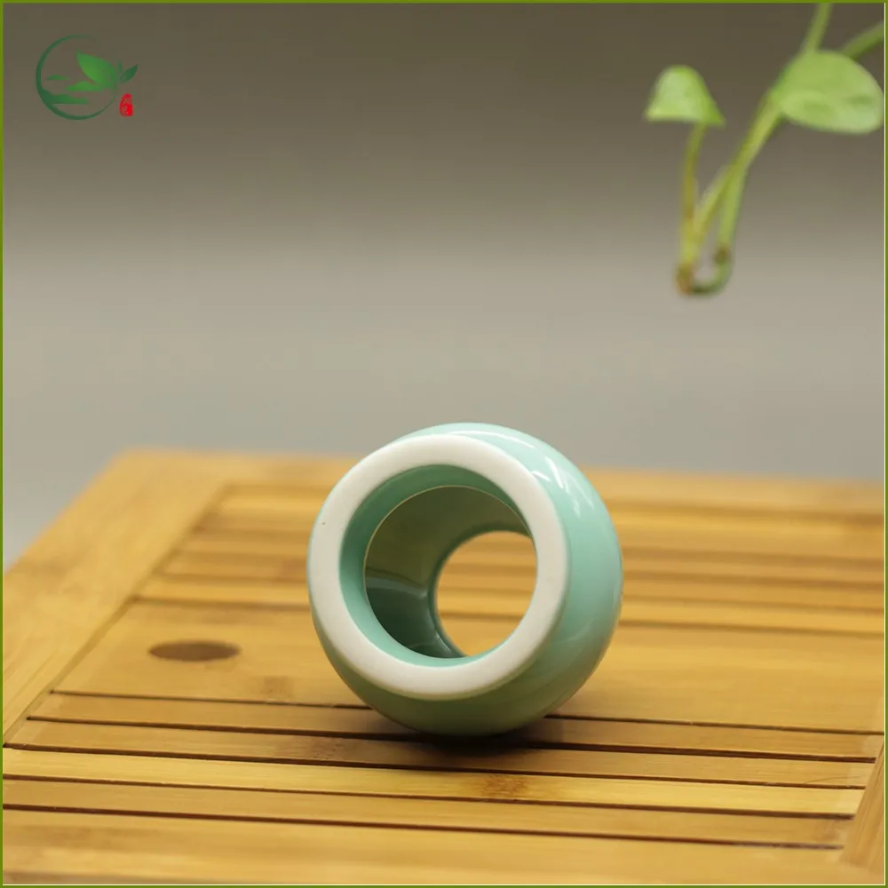 Porcelain-Matcha-Whisk-Holder-Matcha-Whisk-Stand(1)(1)(1)(1)(1)