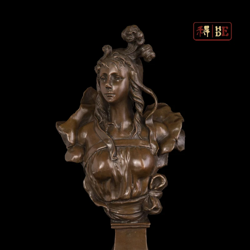 البرونزية الحرف فيلا نموذج غرفة الديكور الديكور الموقد خزانة صورة فتاة الشكل النحت الديكور في اللوبي