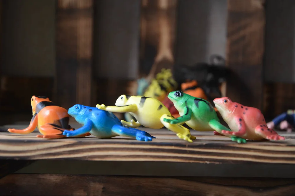 Pastoral Style Mini FrogsFigurine Realistic Frog Figure Status for