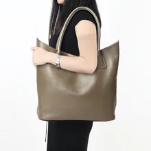 Large Capacity Composite Genuine Leather Women Handbags Luxury Brand Designer Lady Tote Bag Solid Casual Women Leather Handbags Large Capacity Composite Genuine Leather Women Handbags Luxury Brand Designer Lady Tote Bag Solid Casual Women Leather Handbags