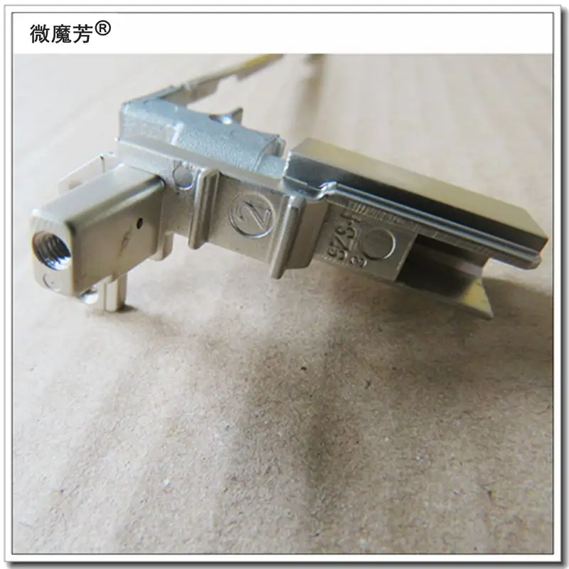Lenovo Right Screen New 1