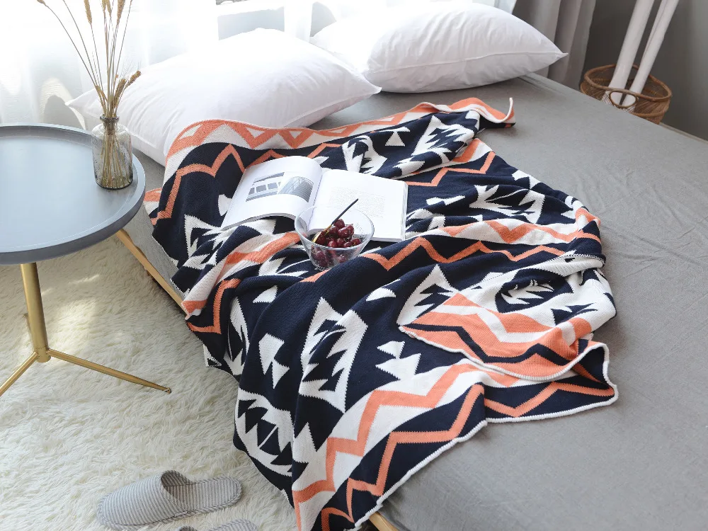 Free shipping novelty gift Soft Cotton Bedspread knitted geometric