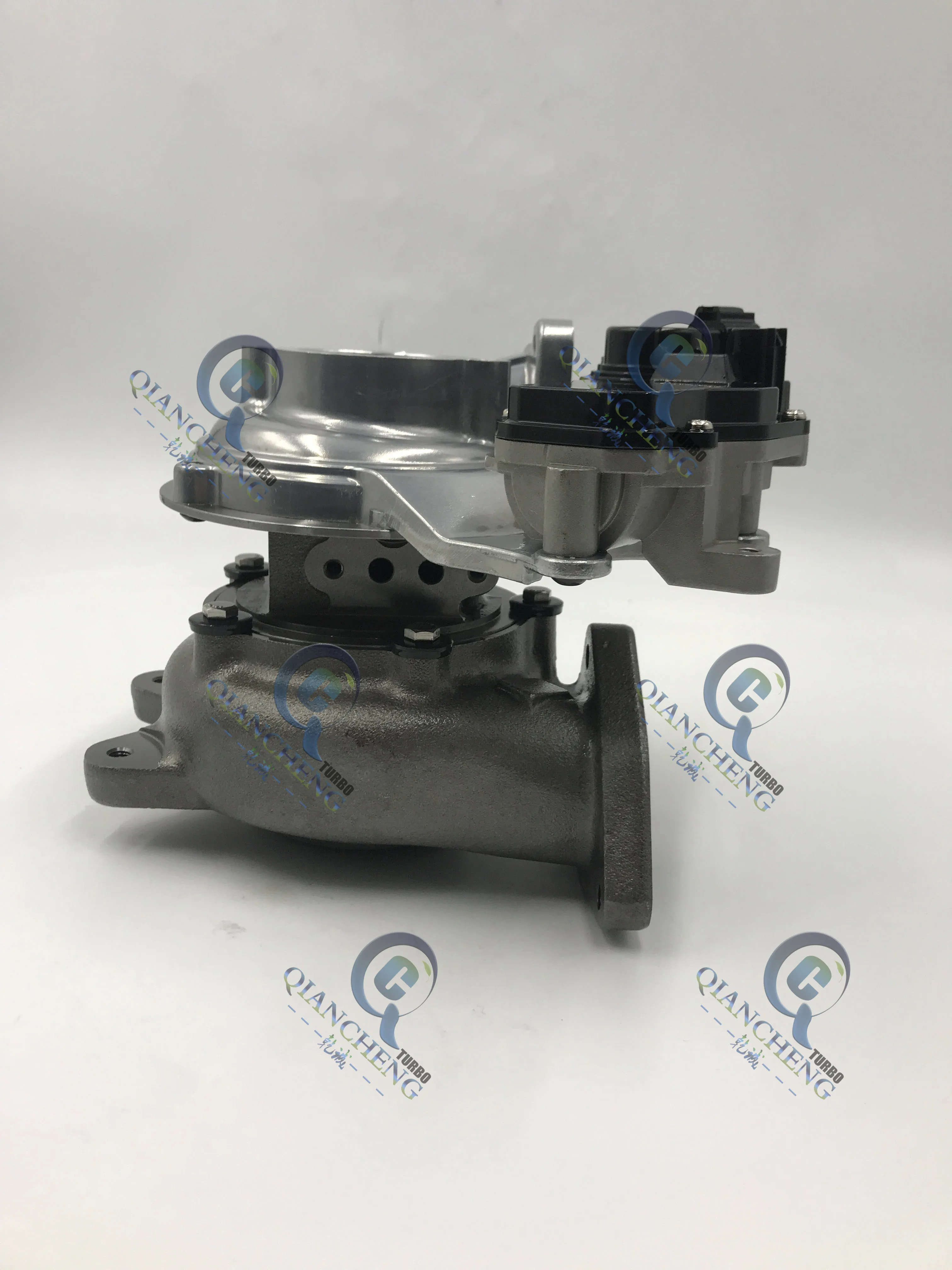 CT16V Турбокомпрессор 17201-11070 для TOYOTA Hilux Innova Fortuner 2.4L 2GD-FTV TURBO