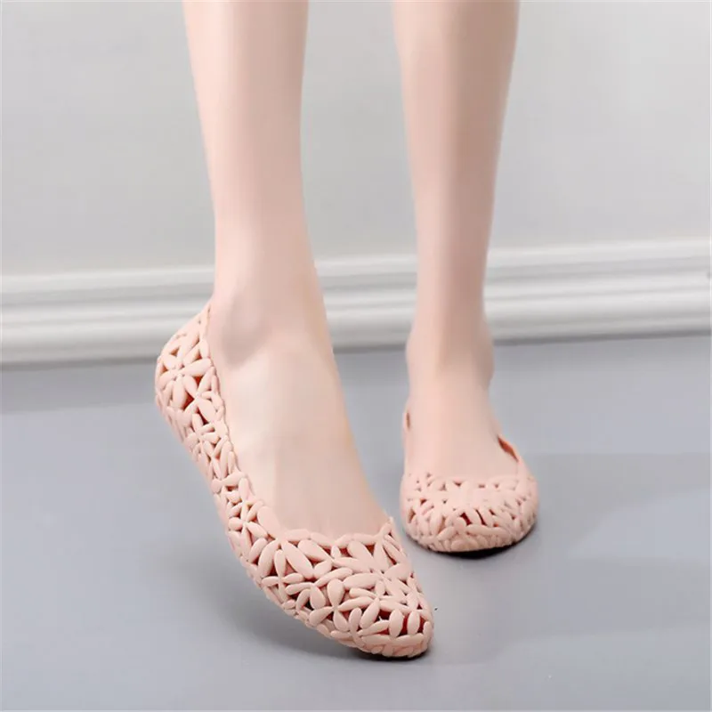 

Women Summer Hollow Out Jelly Sandals Breath Flats Ladies Flower Cover Heels Ladies Casual Shoes Soft Comfort Footwear XWZ6059