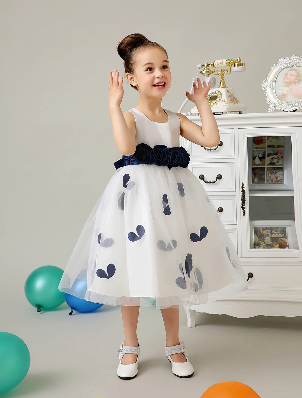 Tulle A line ivory little Girls Dresses with dark blue sash wedding flower girls dresess girls