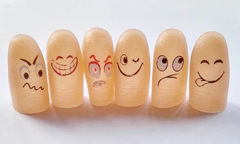 

Free ship 12x New funny Soft rubber finger puppet topper top face expression party favor pinata toy bag fillers kid party favor