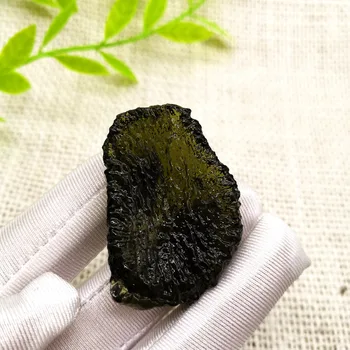 

20--25g Free shipping Natural Moldavite Natural Czech meteorite rough stone crystal Energy stone random delivery
