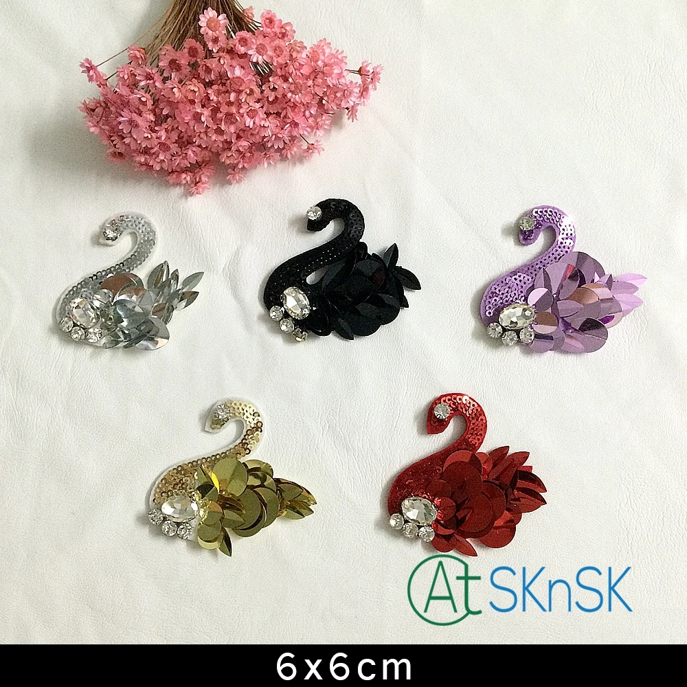 

5PCS/Lot Colorful Red Purple Sequined Swan Patch Sew-on Beaded Diamond Sequins Applique Patchwork DIY Accessory Decor 6*6CM