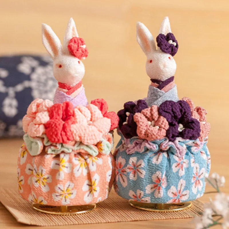 

Japanese Moderate Breeze Rabbit Rotation Music Box Creative Colophony Crafts Home Furnishing Articles L829