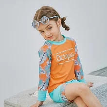Для девочек комплект из двух предметов, купальник с длинным рукавом+ Кепки комплект UPF50+ Защита от Солнца быстрая сухая сыпь Защитные Купальники Купальный костюм для детей в возрасте 2 Цвет