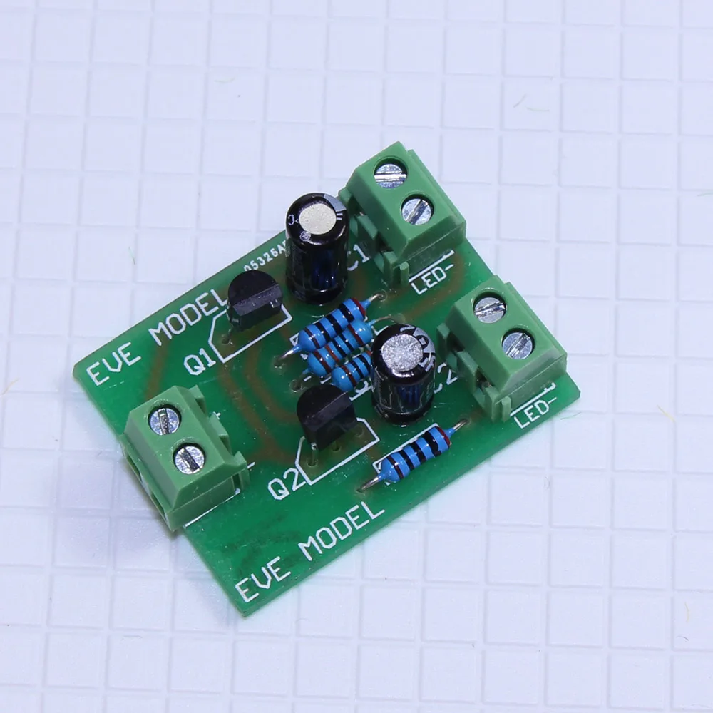 

1pc Compact Circuit Board to make the crossing signals flash Alternately PCB006 Circuit Board Flasher