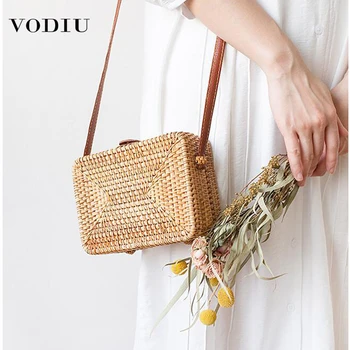 

Women Shoulder Bad Rattan Hot Sele Mini Round Retro Literary Leather Buckle PU Strap Handmade Woven Lady Beach Crossbody Bags