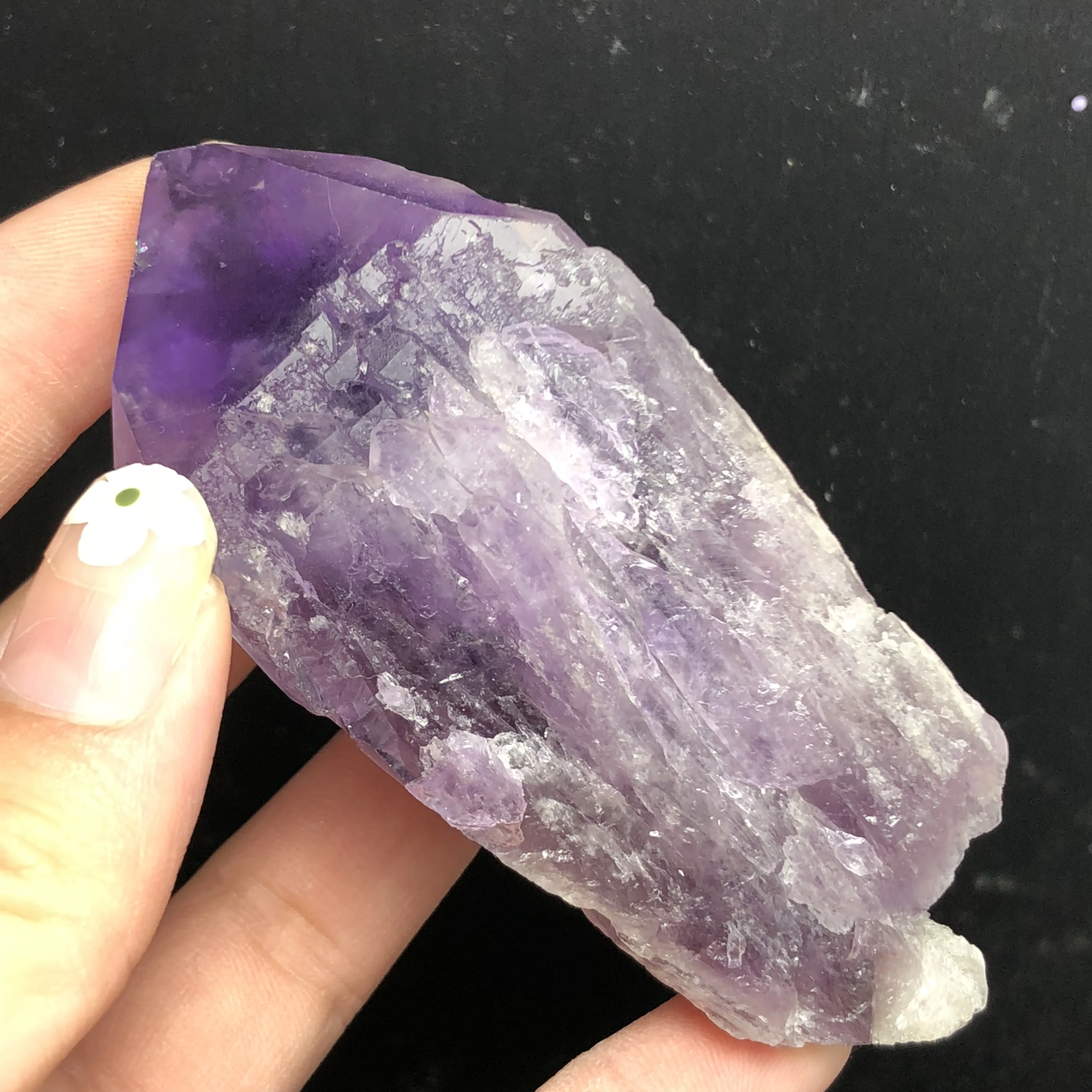 

Natural rough fantasy amethyst mineral specimen crystal specimen Madagascar healing reiki energy stone free shipping