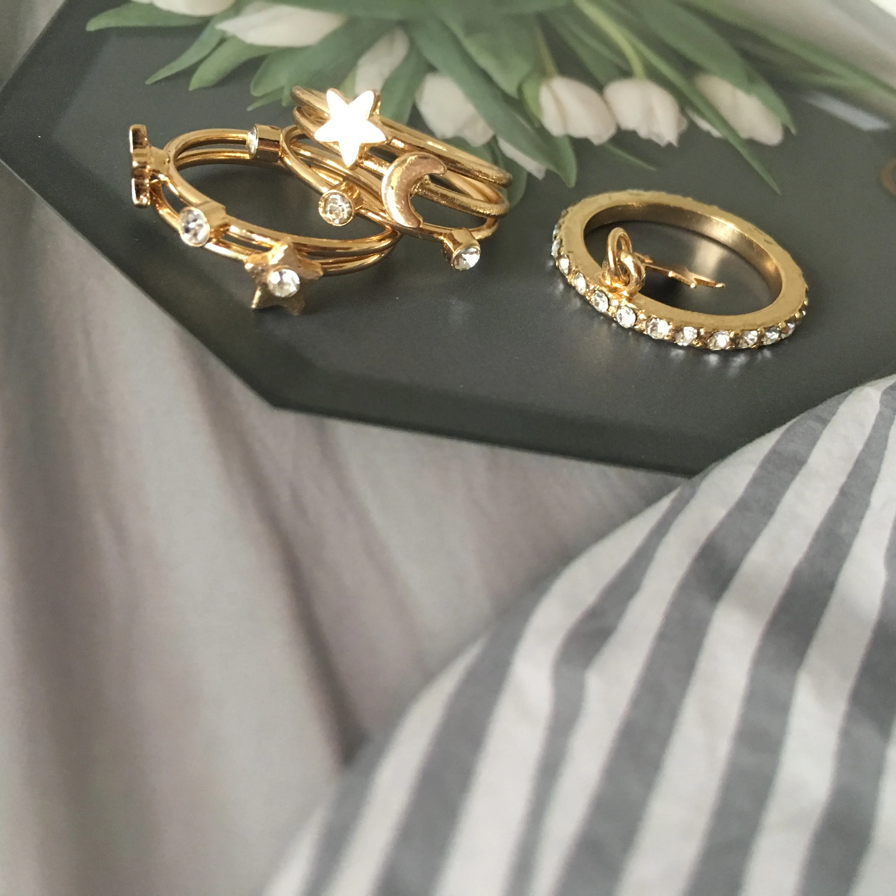 

LOVELY GOLD COLOR PLATING SMALL STAR MOON STONE 6 PIECE RING SET FOR WOMEN