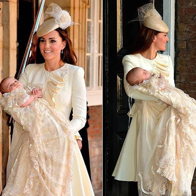 Cheap Baby Dresses Famous Prince Long Sleeves Christening Dresses with Beautiful Tiered Champagne Lace Unique Baby Christening Gowns