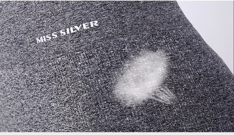 3083924825_763338427_02