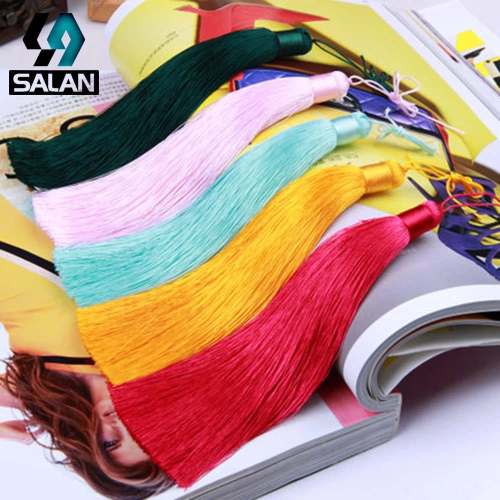 

New handmade woven silk tassel bookmarks small hanging spike multicolor gold hanging sail Chinese knot hanging spike ornaments