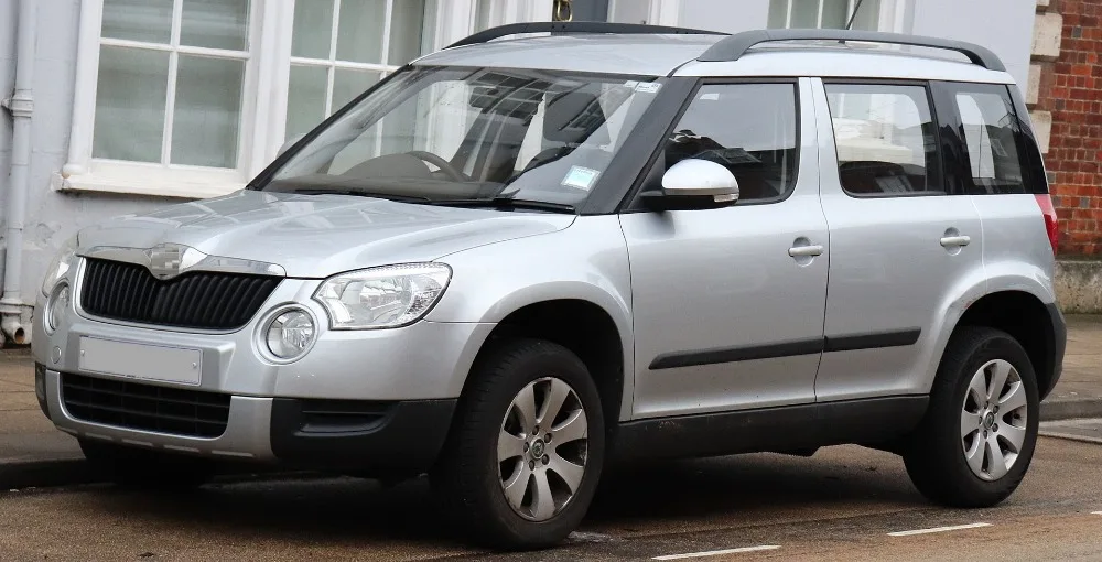1920px-2011_Skoda_Yeti_S_TSi_1.2_Front