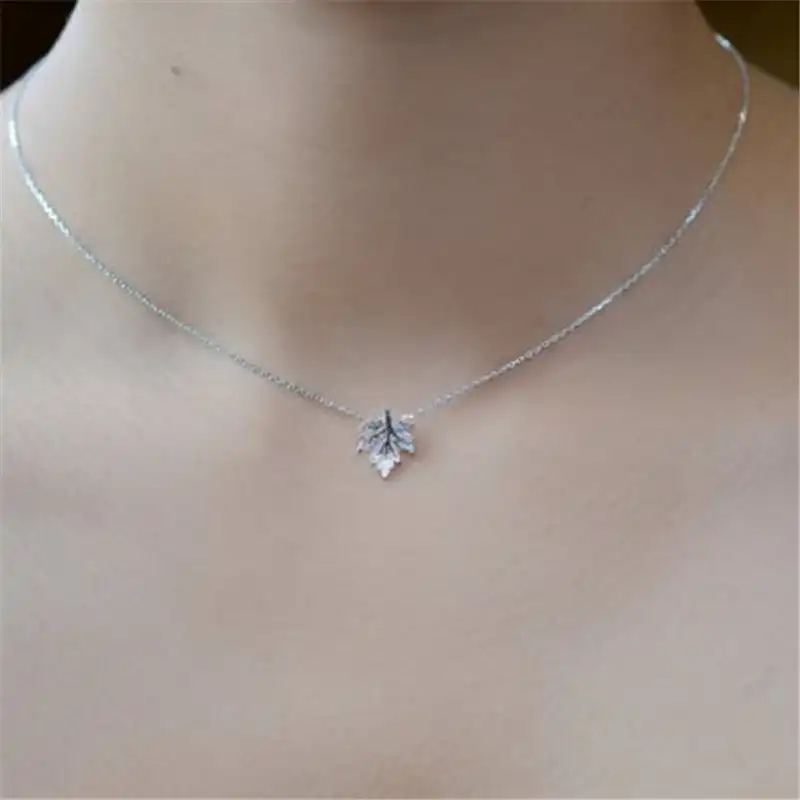 wholesale canada dainty tiny Sterling Silver Maple Leaf Charm jewelry supplies filigree silver leaf jewellery maple leaf pendant