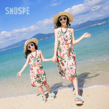 

Mother and Daughter Clothes Kids Dresses for Girls 2019 Summer New Children Girls Beach Dress Princess Family Clothing 2-7 Years