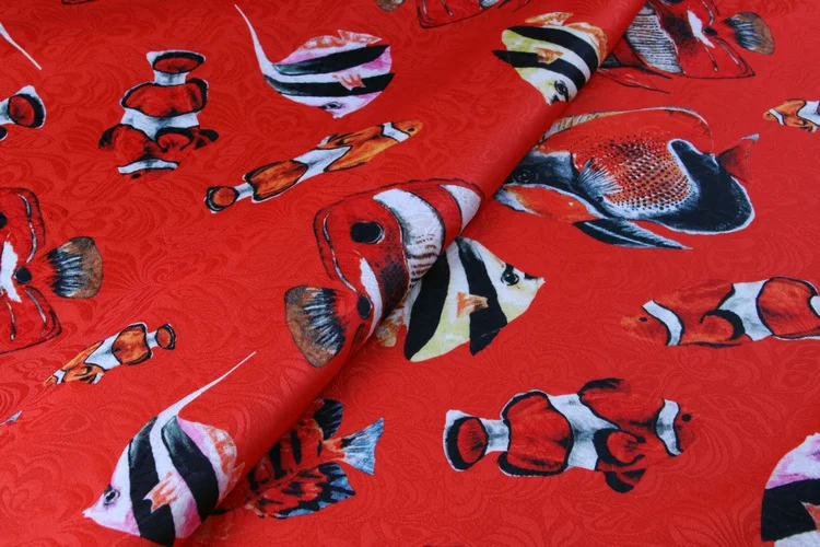Красный цвет с принтом рыбы жаккардовая ткань, Женское пальто платье полиэстер ткань, осенняя одежда костюмы DIY Одежда Материал свадебная ткань