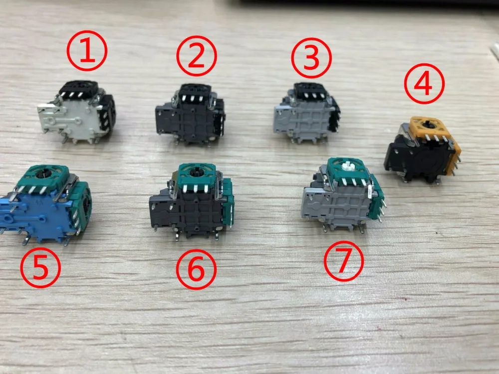 

2 pcs ALPS 3D Joystick for Xbox One/PS4/PS3 Caps Thumb stick Sensor Replacement Analog Module Axis for XBox One PS4 Controller