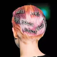 Горячая Распродажа Женская мода для девочек элегантная буква форма с кристаллами заколки для волос шпильки из Сплава Женские аксессуары для укладки волос F015