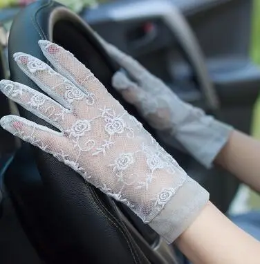 Женские кружевные солнцезащитные перчатки на весну и лето, женские противоскользящие перчатки для вождения, сексуальные кружевные перчатки для девушек R002 - Цвет: C gray