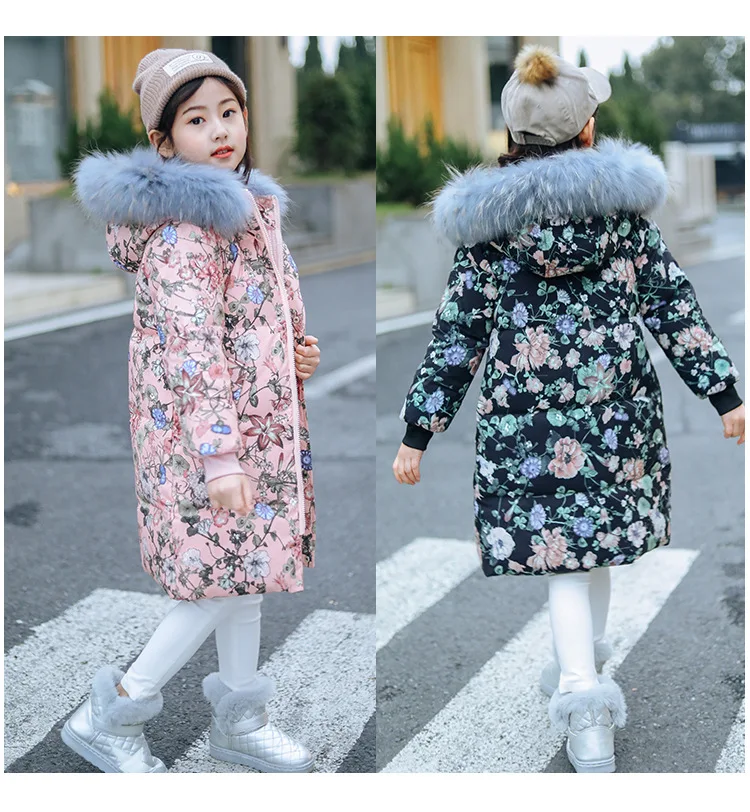 Зимние куртки-пуховики на утином пуху для девочек; детская длинная куртка с большим меховым капюшоном; детская утепленная верхняя одежда; пальто