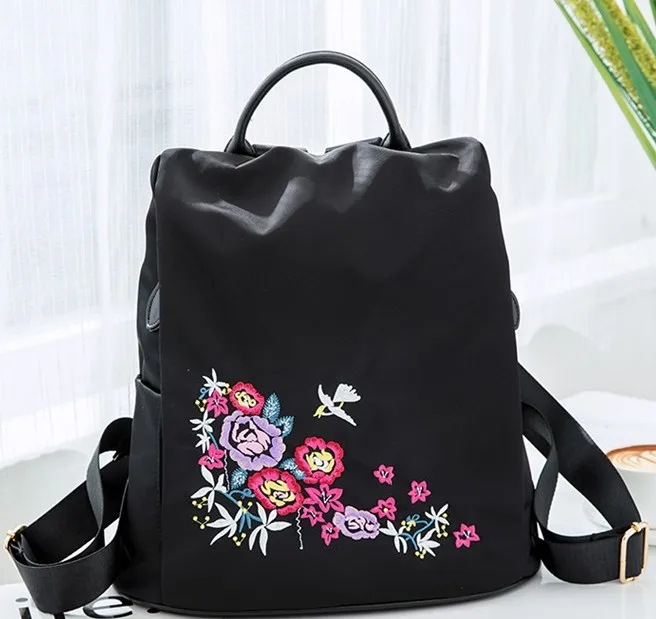 Embroidery backpack han edition fashion female 2017 new joker backpack water proof Oxford canvas mummy bag