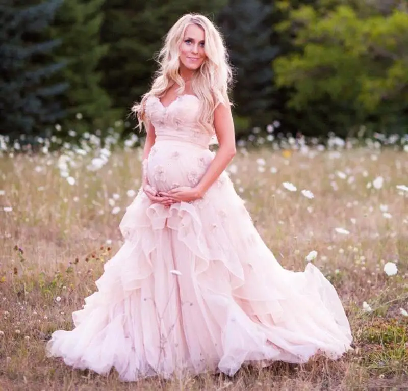 

2019 Lovely Pink Sweetheart Tiered Tulle Wedding Dresses Plus Size For Pregnant Women Backless Bride Dress vestido de noiva