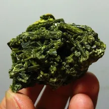 Природный зеленый турмалин кристалл грубый камень кластер образец