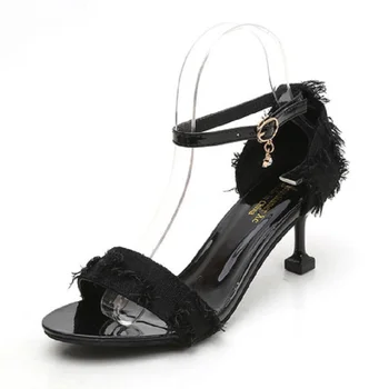 

Shoes women 2019 summer fashion new wild solid color women's shoes black stiletto pointed sandals women