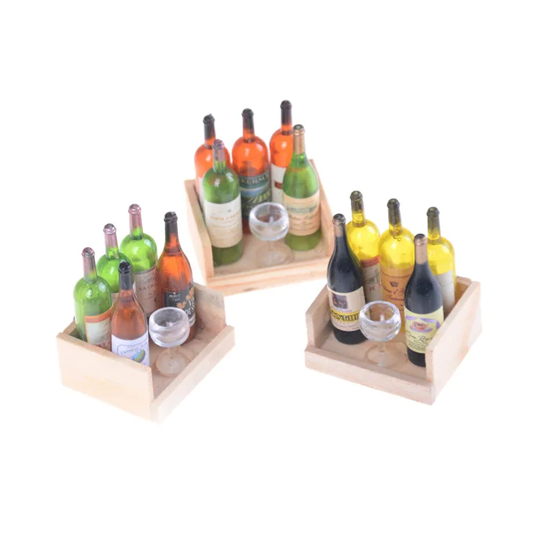 1Set Wine Juice Bottles With Cup Wood Rack 1:12 Dollhouse Miniature Decoration