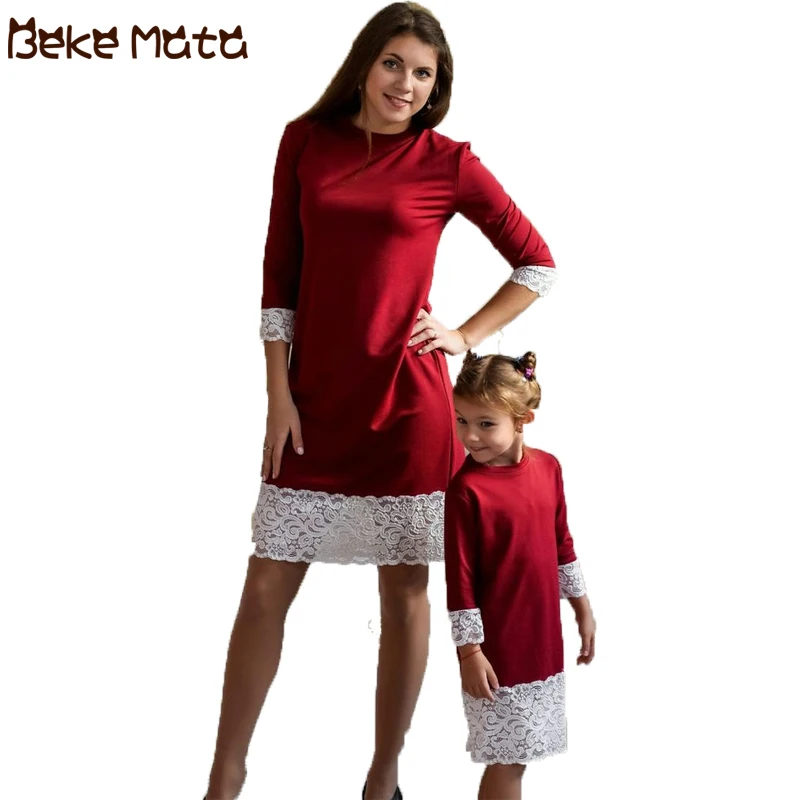 BEKE MATA Семейные одинаковые наряды осень 2018 одежда для мам и я кружевные платья с