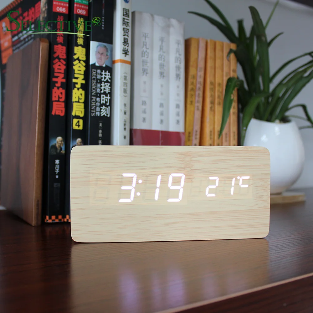 

Wooden Digital LED Alarm Clock USB/Battery Powered Thermometer Clock with Sound Control Home Decor