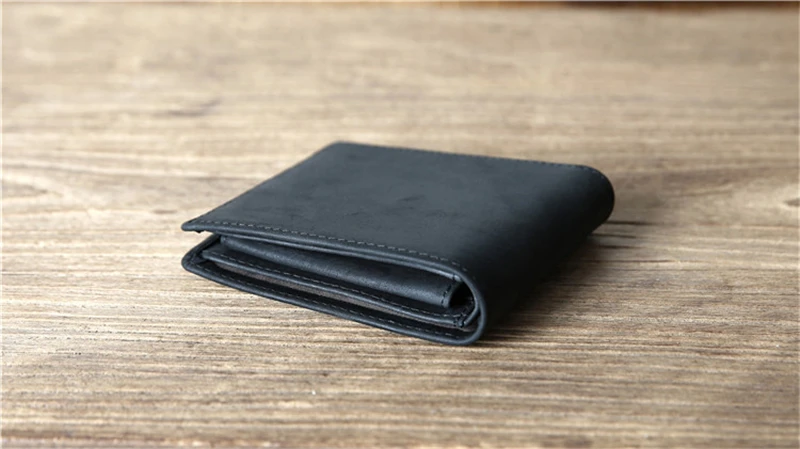 0828 black 04