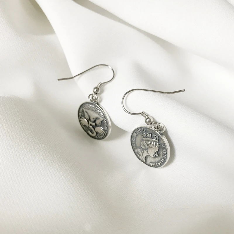4342618479_2113301226
