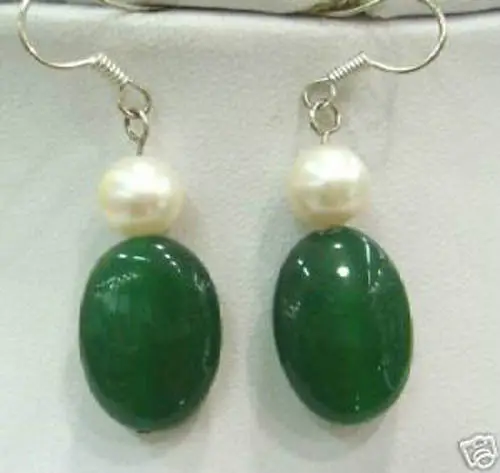 

> beautiful green stone pearl earings