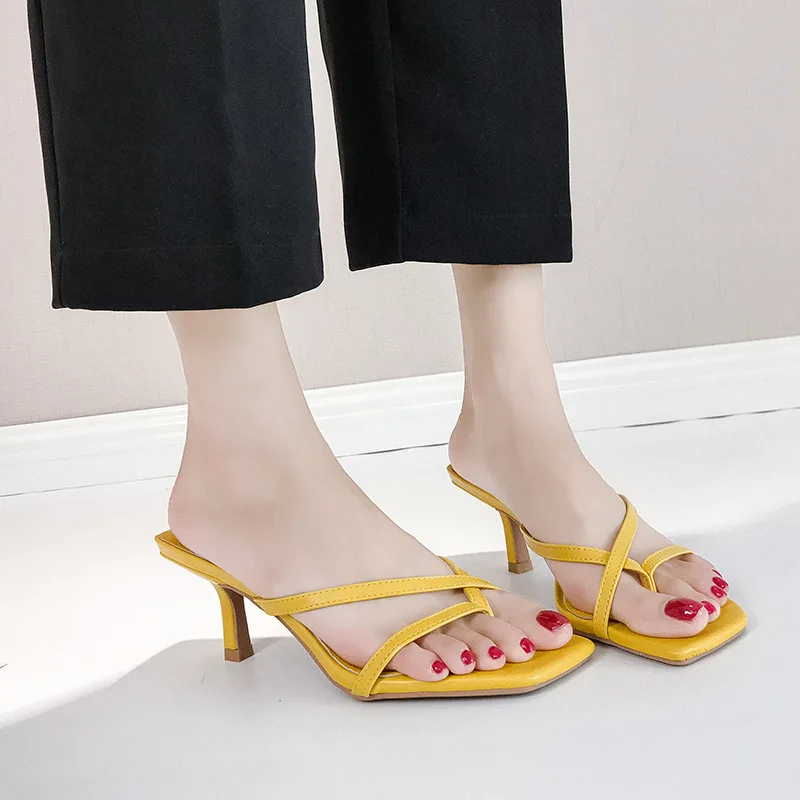 Женская обувь Новая мода женская обувь летние босоножки на высоком каблуке сандалии елочкой черного цвета на шпильке; Босоножки с открытым носком