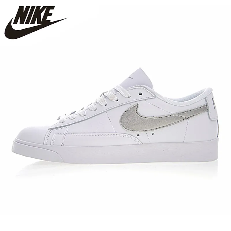 NIKE BLAZER LOW LE Women's Skateboarding Shoes , White