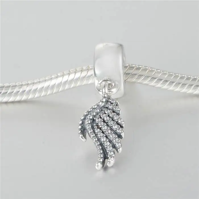pandora majestic feathers charm
