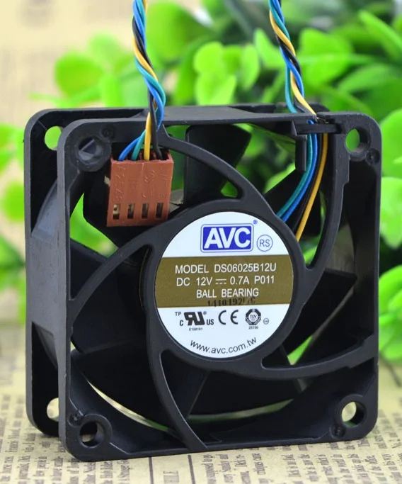 SSEA Новый оптовая продажа вентилятор охлаждения для AVC DS06025B12U P011 6025 12В 0.7A сервер