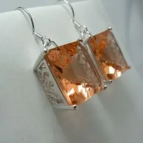 

Free delivery service delivery Victorian carving hollow out square champagne topaz 925 silver earring