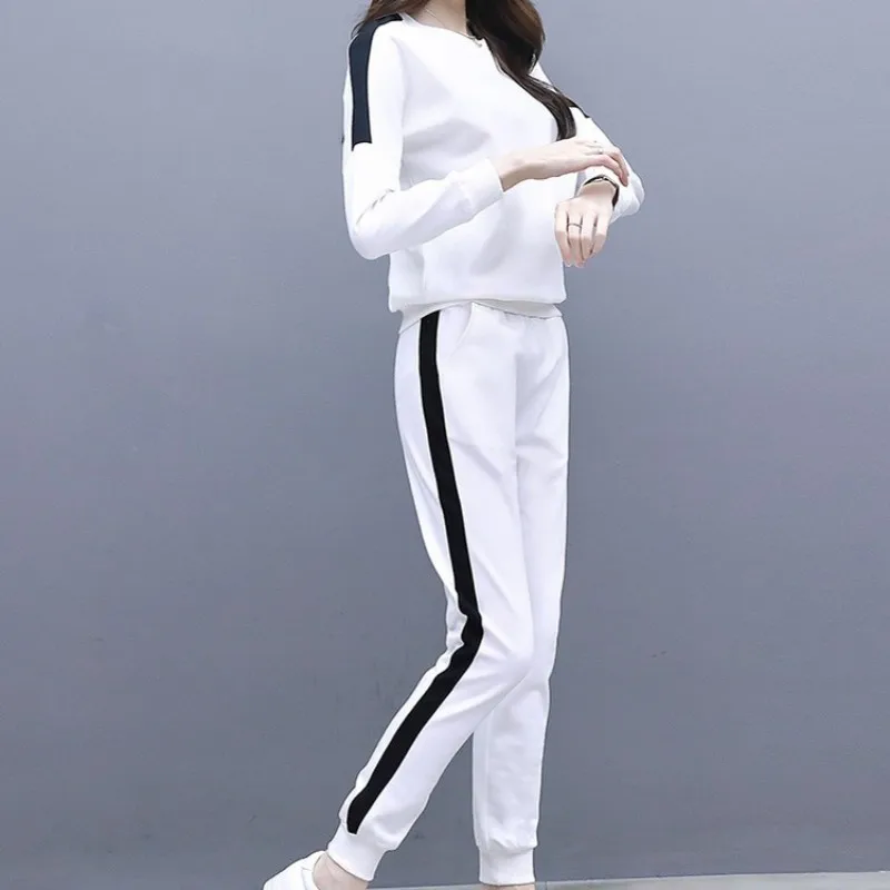 Женский осенний комплект для бега, белый, черный, свободный крой, толстовка, длинные штаны, два предмета, тренировочный костюм, спортивный костюм для бега